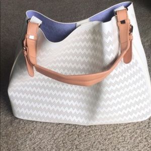 Adrienne Vittadini handbag!!!!!!!